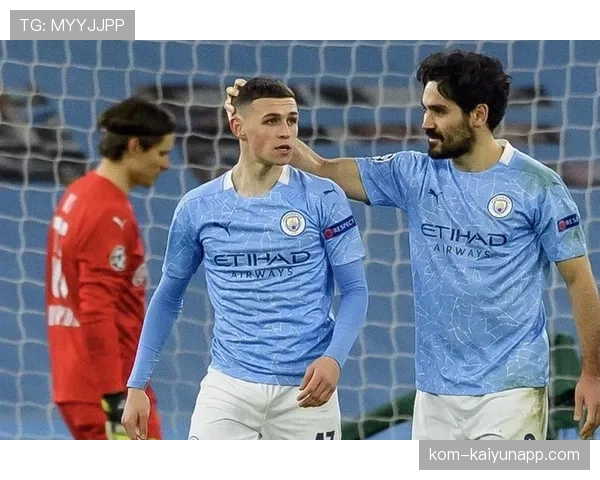 助理裁判职责全解析：界外球与越位判罚的关键细节