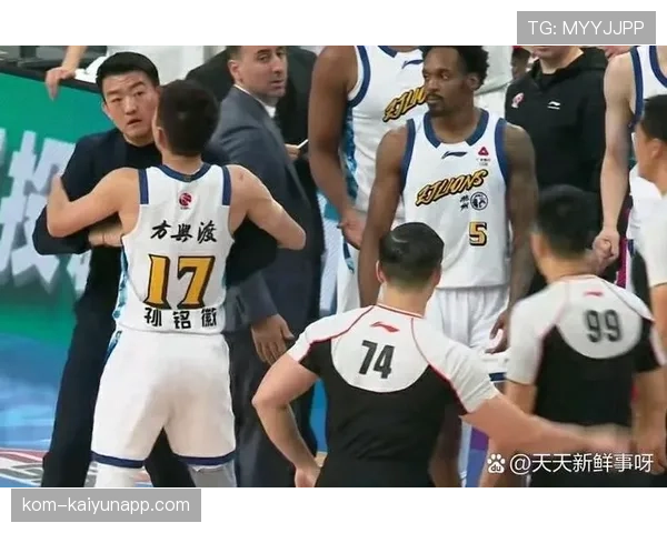 防守犯规和进攻犯规有何区别？一文看懂两种犯规的判定标准